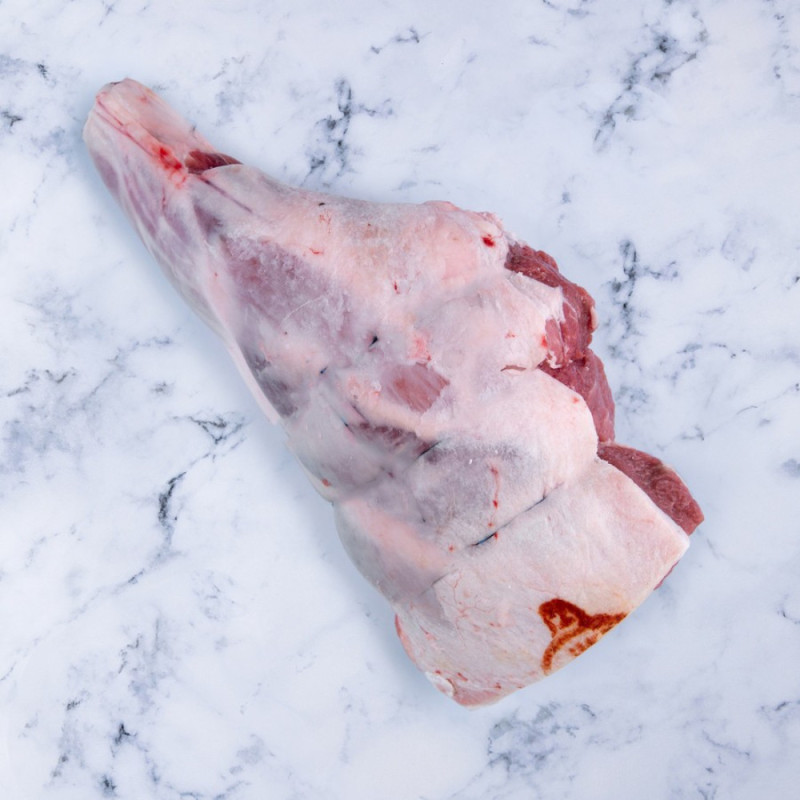 Chilled Gbr Organic Salt Marsh Lamb Leg Bone In, Chump On 有機馬斯帶臀去腱羊腿肉  Rhug Estate